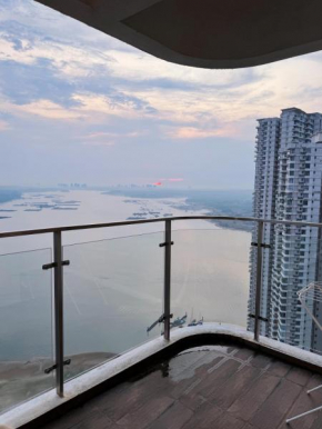 Beachfront Seaview 2CarParks, 6-10 pax Netflix